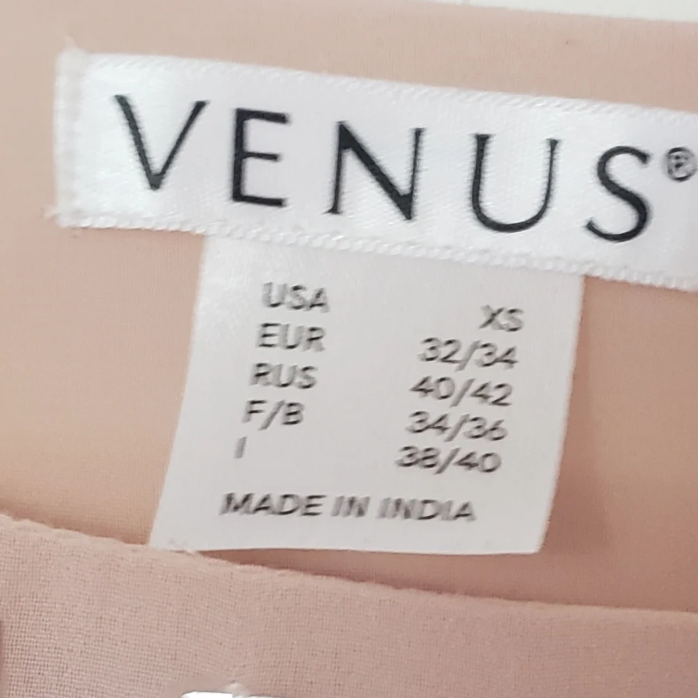 Venus Blush Chiffon sequin top - Picture 3 of 3